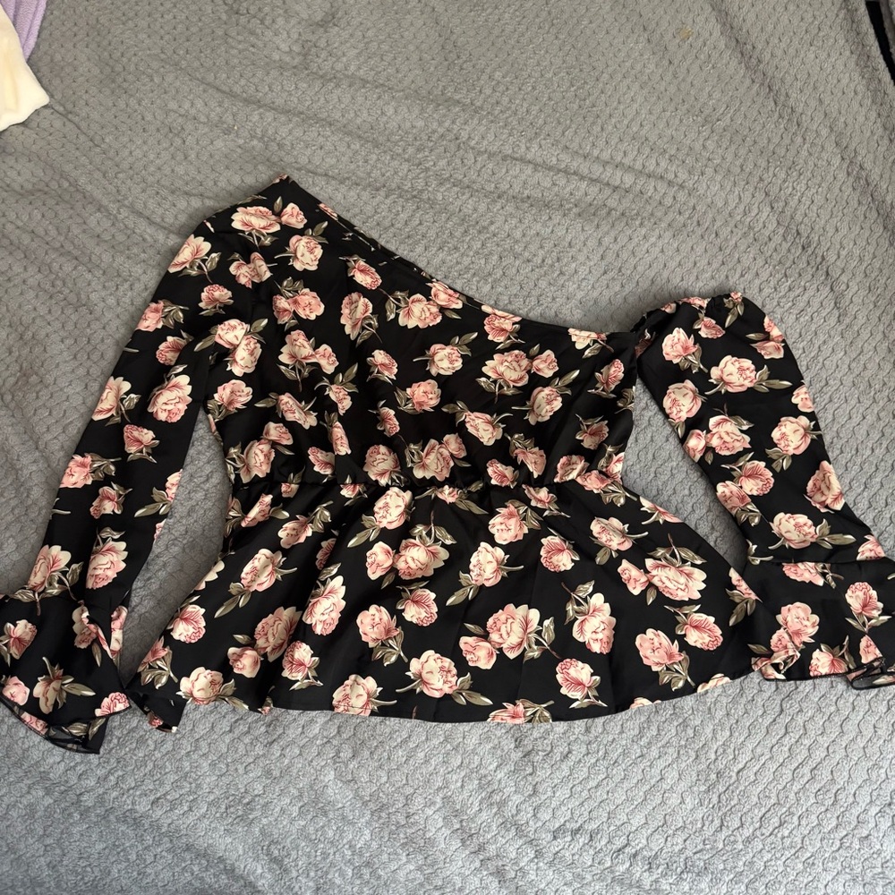 SHEIN Black and Pink Asymmetrical Ruffled Blouse